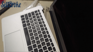 Apple Macbook Air Disassembly Guide 15