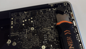 MacBook Pro A1278 Disassembly Guide Step 17