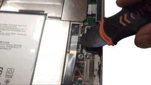 Microsoft Surface Pro 4 1724 tablet disassembly step 13