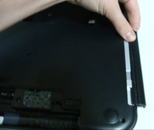 Dell 17-3721 Laptop Disassembly Guide Step 8