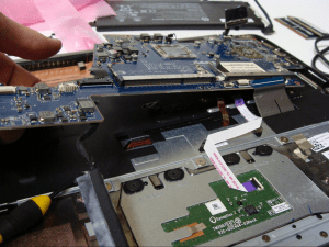 HP Sleekbook m6 k010dx Laptop Disassembly Guide Step 17