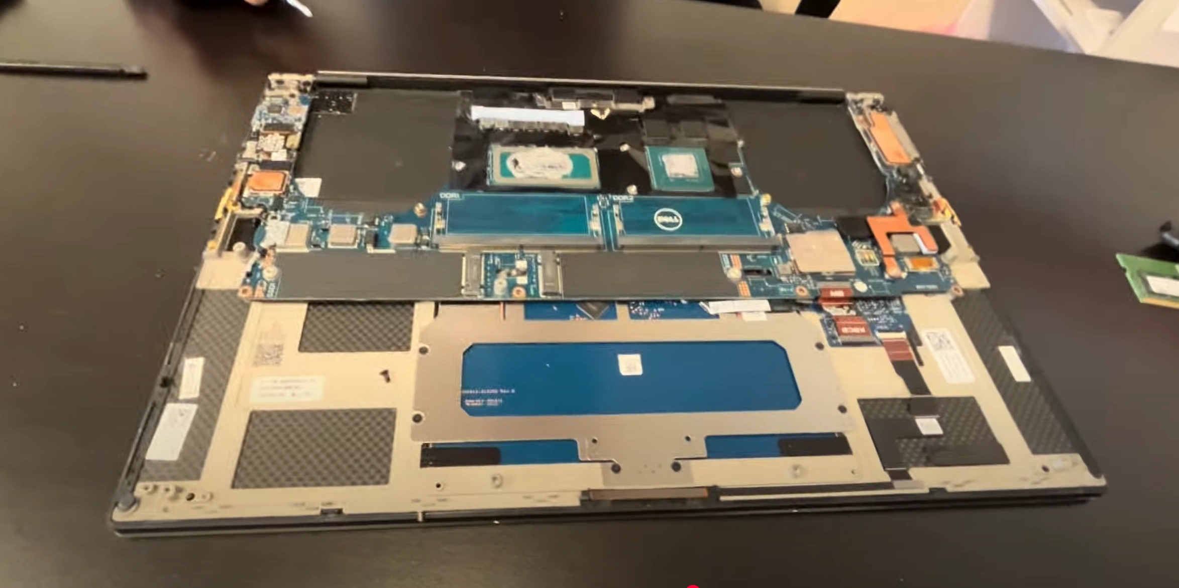 asus-rog-zephyrus-m16-disassembly-guide-how-to-replace-ram-ssd-battery-fix-lcd-scree