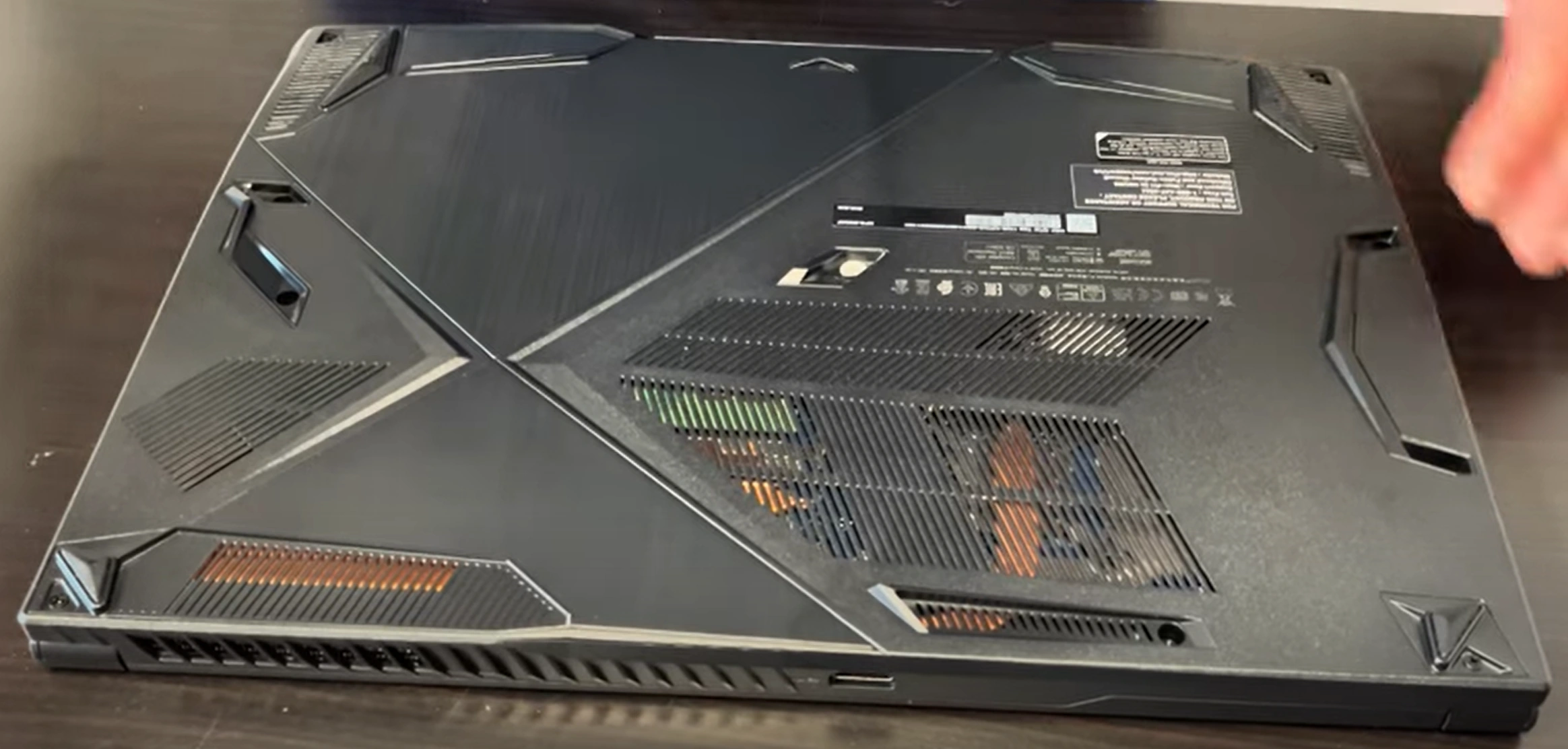 asus-rog-zephyrus-m16-disassembly-guide-how-to-replace-ram-ssd-battery-fix-lcd-scree