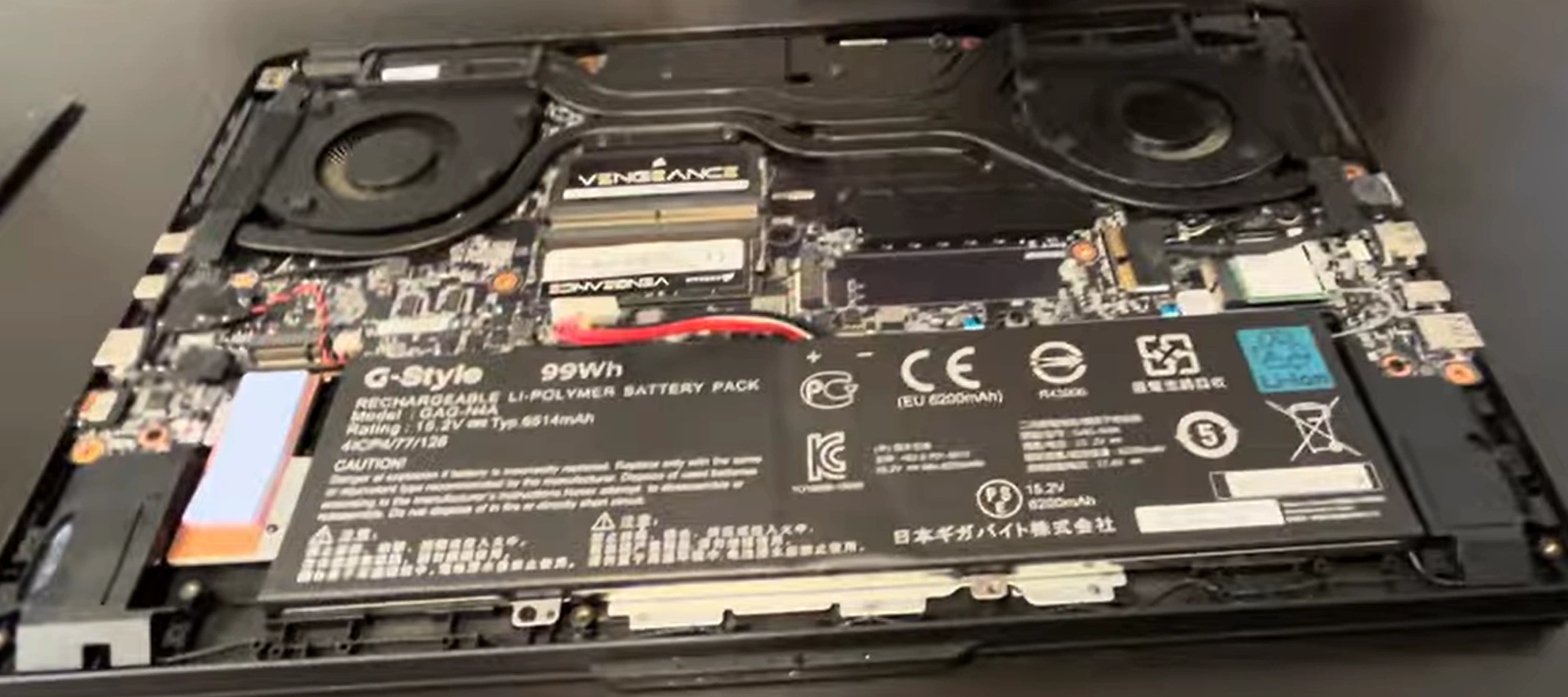 Aorus 17 XE5 2022 Complete Teardown: Upgrade RAM, SSD, LCD & More &ndash; Sell Laptop for Cash