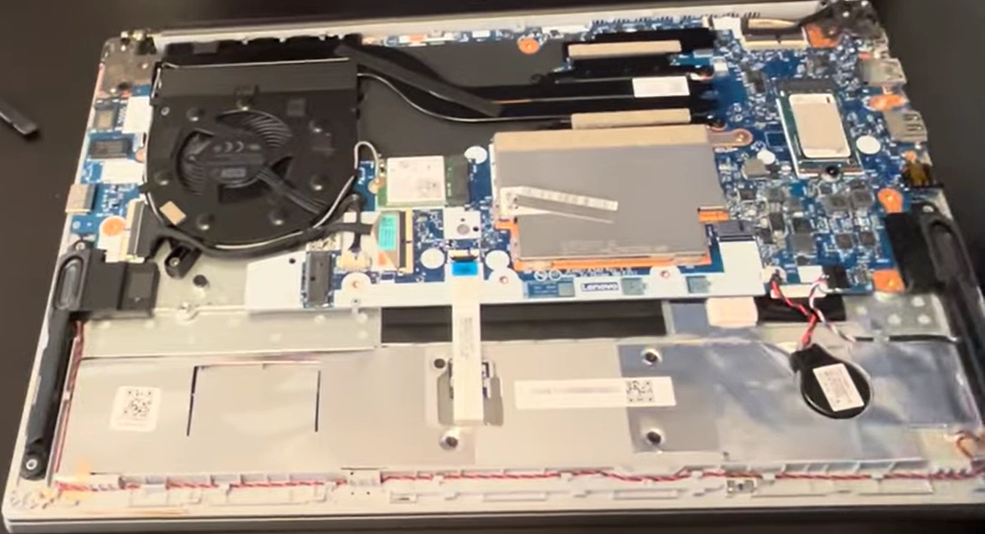 Lenovo ThinkPad E14 Gen 4 Complete Teardown: Upgrade RAM, SSD, LCD & More &ndash; Sell Old Laptop for Instant Cash